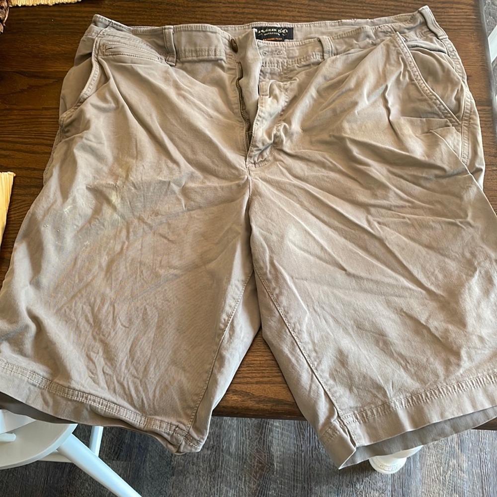 American eagle mens shorts l